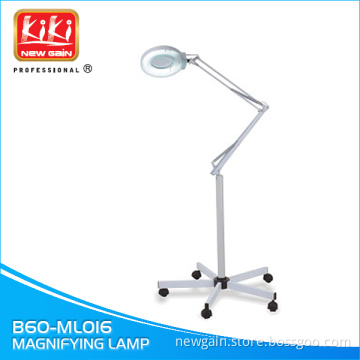 5X Magnifying Lamp.Beauty Equipment. Magnifying Lamp